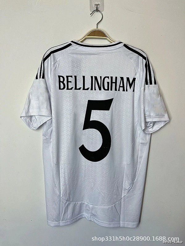 Real Madrid Classic Bellingham #5 soccer jersey White Real Madrid for Daily Styling