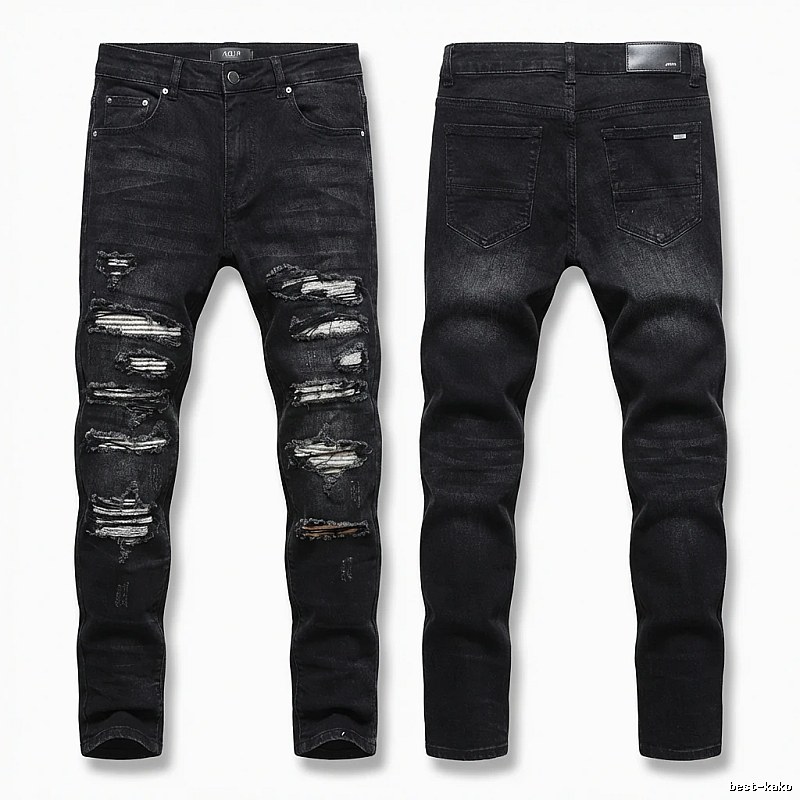 AMI Trendy Ripped Jeans with a Cool Style