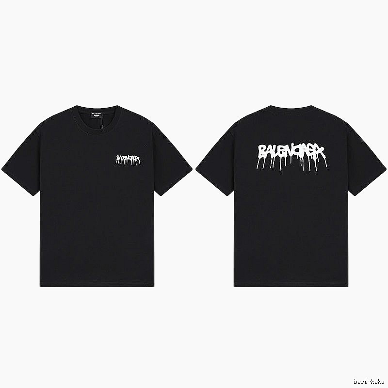 Balenciaga street-style black T-shirt