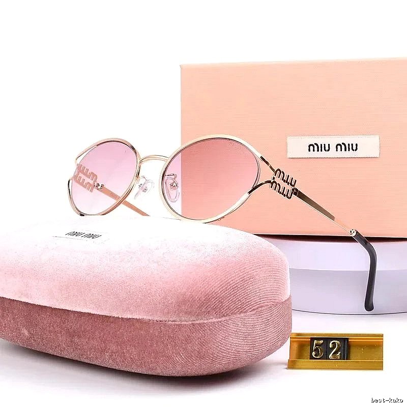Miu Miu Statement Oversized sunglasses Black Oval Sunglasses for Easy Pairing