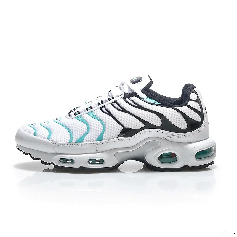 Nike Air Max 95 retro-style white shoes
