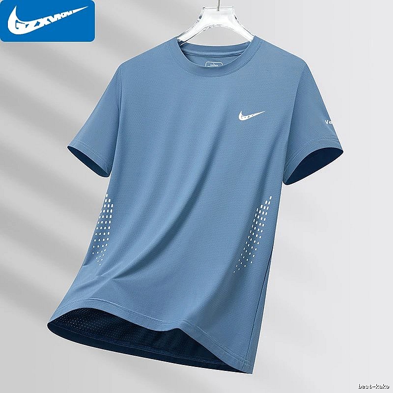 Nike Easy Match Athletic T-shirt Lightweight Short Sleeve for Everyday Use