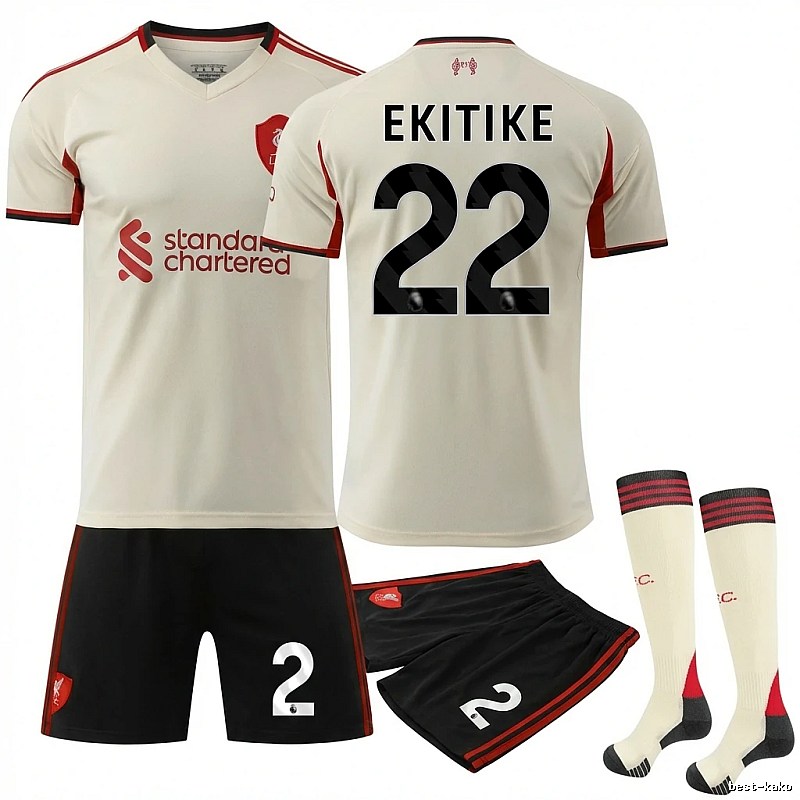 Retro-style jersey No. 22 of LFC