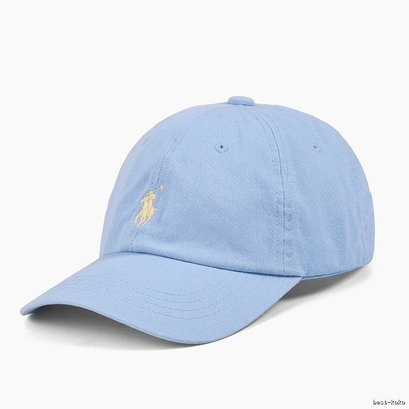 The classic light blue hat of Ralph Lauren.