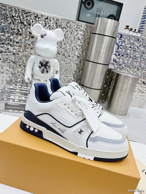 White Low-top Louis Vuitton White Blue Low-top Sneaker for Casual Outfits